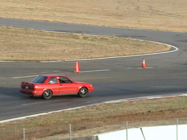 Name:  T-hill_turn14.jpg
Views: 11
Size:  40.6 KB