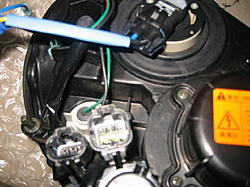 question on wiring...HID JDM lights-plugs.jpg