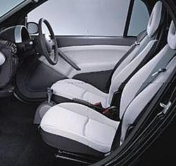Subaru R2-image002.jpg
