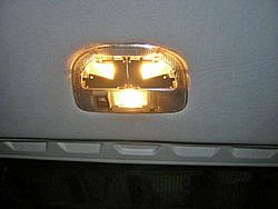 FS: WA: Seattle: 2006 Subaru Legacy GT Limited-dome-lights-reading.jpg