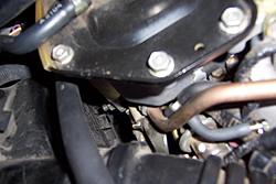 looked around my engine bay and saw this-picture-005.jpg