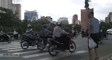 Name:  1311165340_frogger_street_crossing_in_vietnam.gif
Views: 0
Size:  3.35 MB
