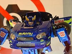 Now *THIS* is a Transformer!-bt-01d.jpg