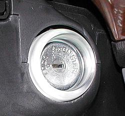 MY03 ignition light mod-close-up.jpg