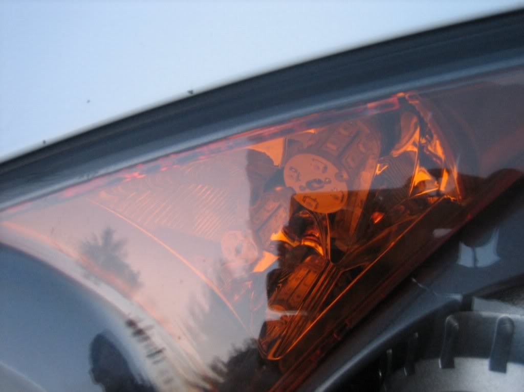 Name:  frontturnsignal.jpg
Views: 69
Size:  48.7 KB