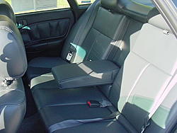 I was woundering???-legacy-back-seat-armrest.jpg