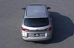 The Subaru B9 Tribeca Makes its World Premiere...-ml64100120f.jpg