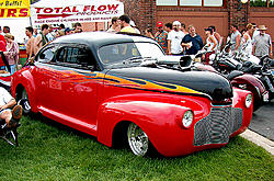 Dream Cruise on Woodward-blownflames.jpg