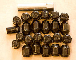 WTB nice set of lug nuts-bbs1.jpg