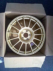 fS: Enkei RC-T4 18x8.5  Gold-rim.jpg