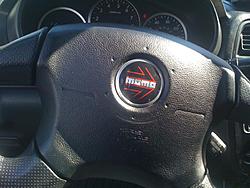 WRX MOMO OEM Steering Wheel-img_0511.jpg