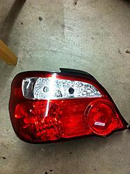 FS: 04-05 tail lights-7.jpg