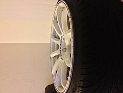 18x9 white rota g-force with tires-img_1978%5B1%5D.jpg