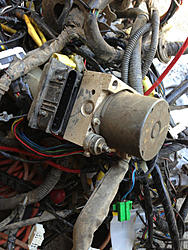 Fs: 06 sti abs pump-image-1200782094.jpg