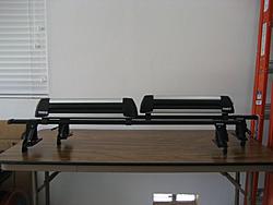 Thule Roof Rack with ski snowboard attachments - for a GD 2002-2007-img_1868.jpg