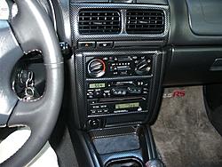 interior dash (carbon fiber look - is it factory?)-chriscar026.jpg