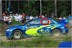 Flags on 98-01RS's-wrc.jpg