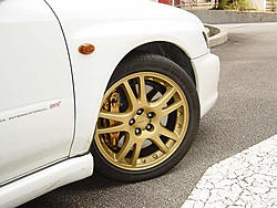 Official WHITE Subaru Gallery-wheel-close-up-small.jpg