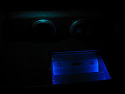 wat stereo do you guys have???-blue-trunk.jpg