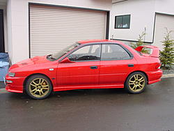 JDM 17" STi V7 wheels???-dsc00230.jpg
